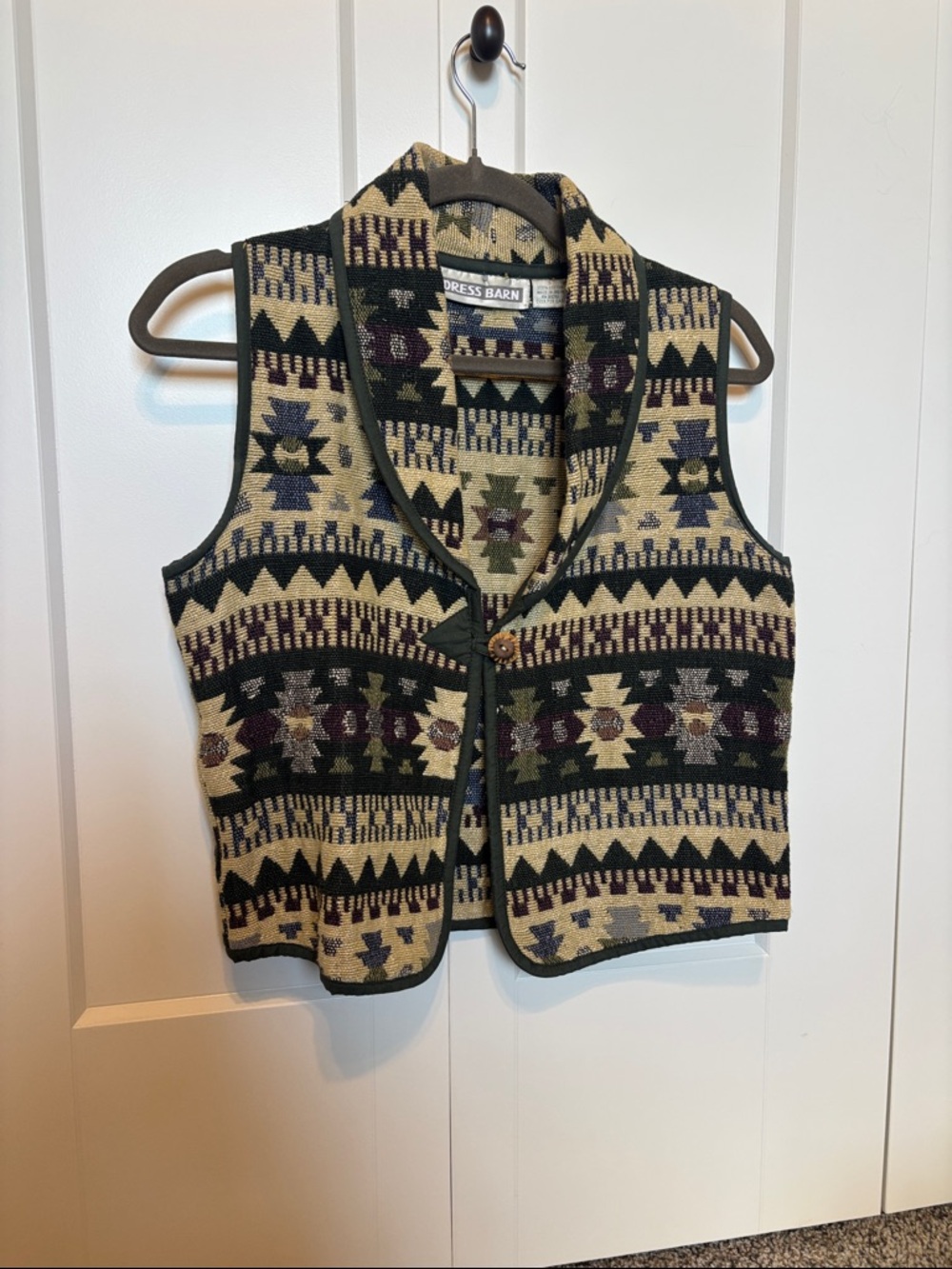 Dress Barn Olive & Cream Southwestern Knit Vest with Accent Colors